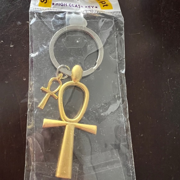 Egyptian Ankh key chain - Picture 2 of 3
